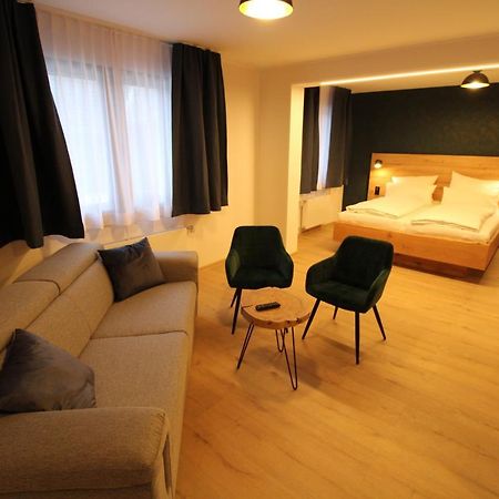 Der Hirsch Hotel モンシャウ エクステリア 写真