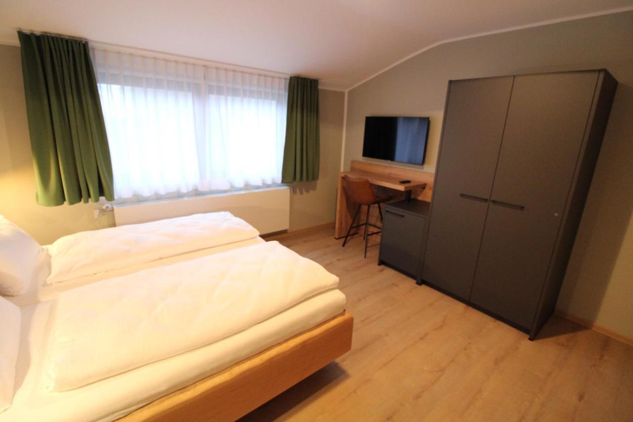 Der Hirsch Hotel モンシャウ エクステリア 写真